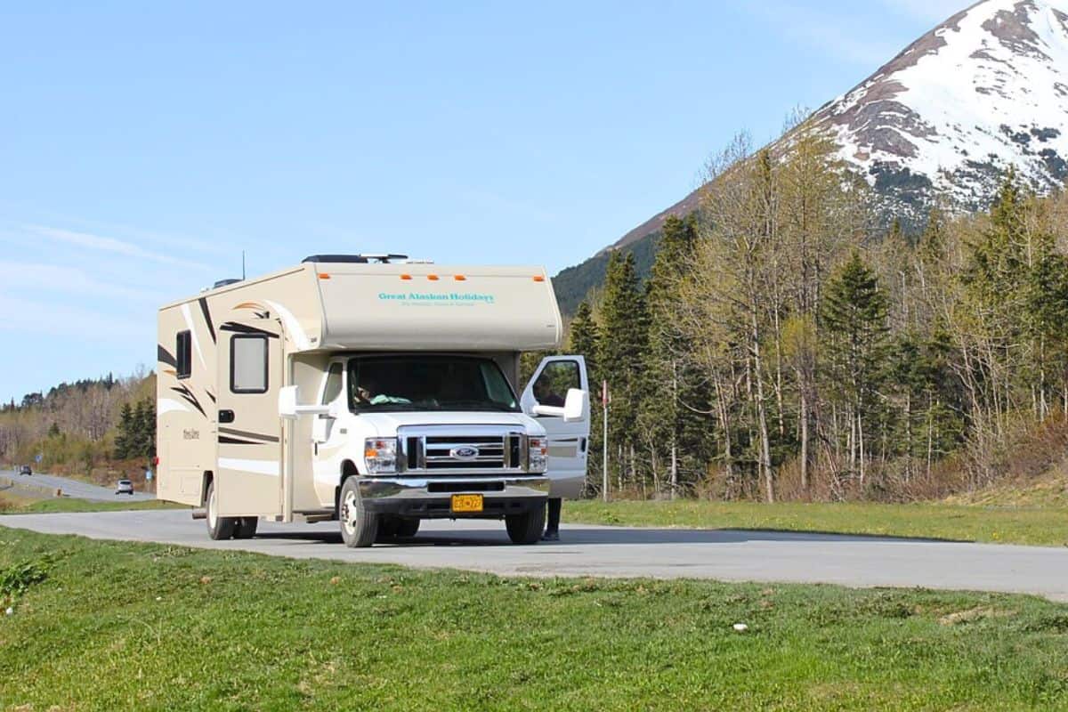 RV Fuel Mileage Gas vs Diesel