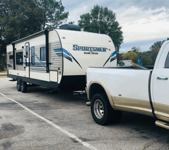 Can RVs Stay Overnight at Truck Stops