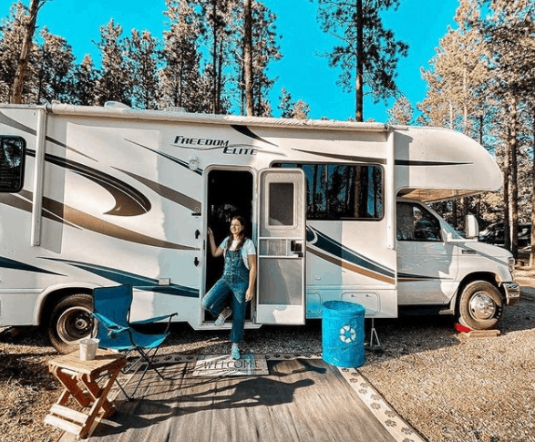 How to Live in an RV
