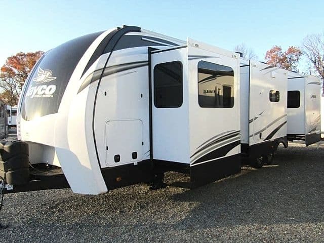 largest rv travel trailer