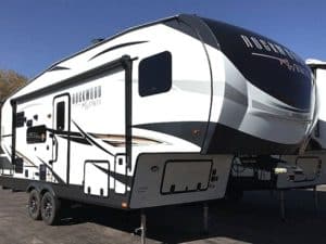 What is the Lightest 5th Wheel? Solved - RV Owner HQ