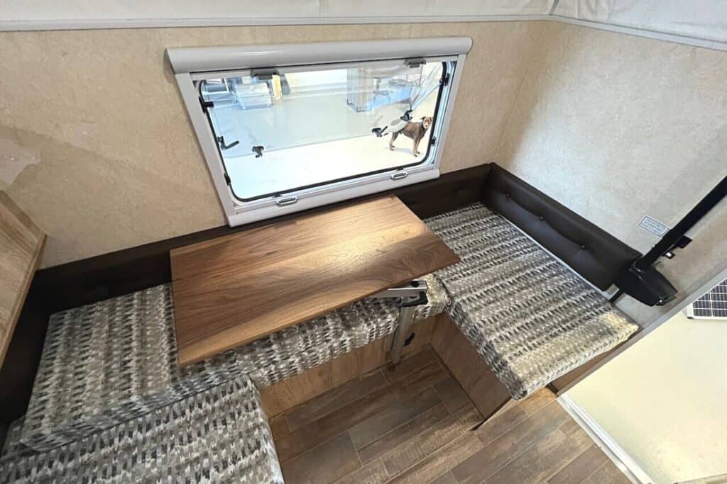 NorthStar TC650 Dinette