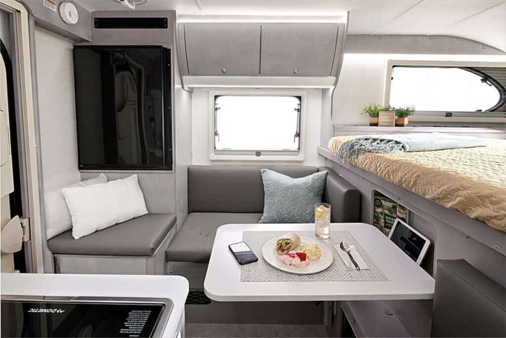nuCamp Cirrus 620 Dinette