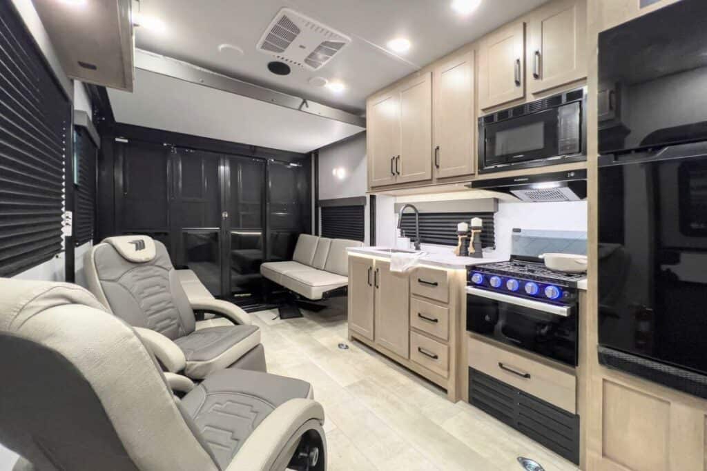 Grand Design Momentum G Class 21G Interior