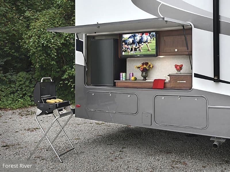 Class A Rvs With Outdoor Kitchens