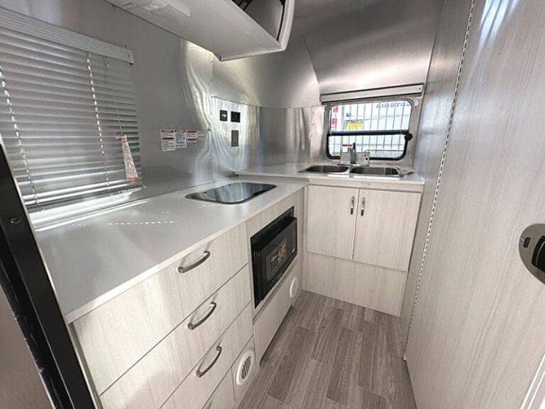 Ten Small 20-Foot Travel Trailer Floor Plans You Have to See! - RV Owner HQ