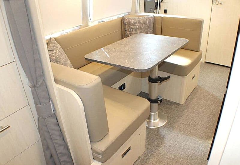 Airstream Flying Cloud 23FB Dining Space