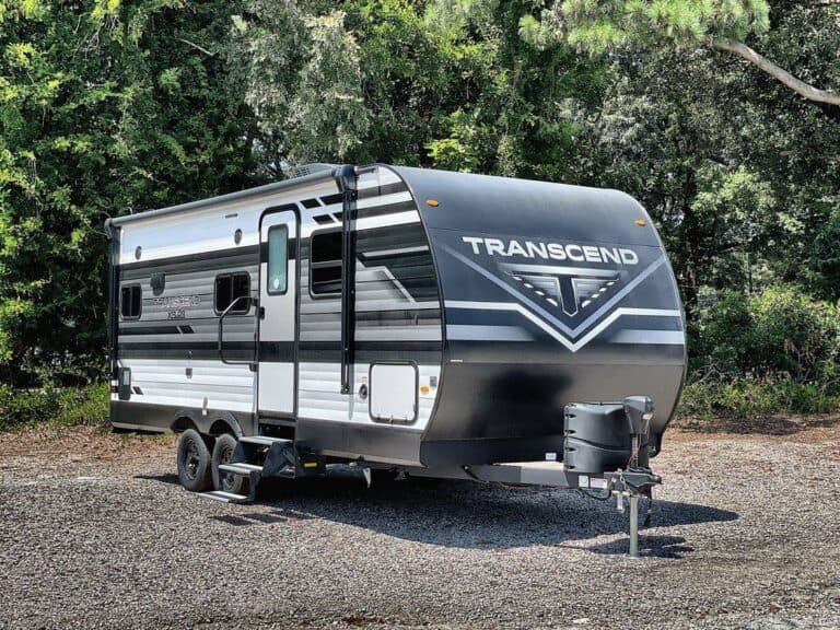 28 foot travel trailer weight