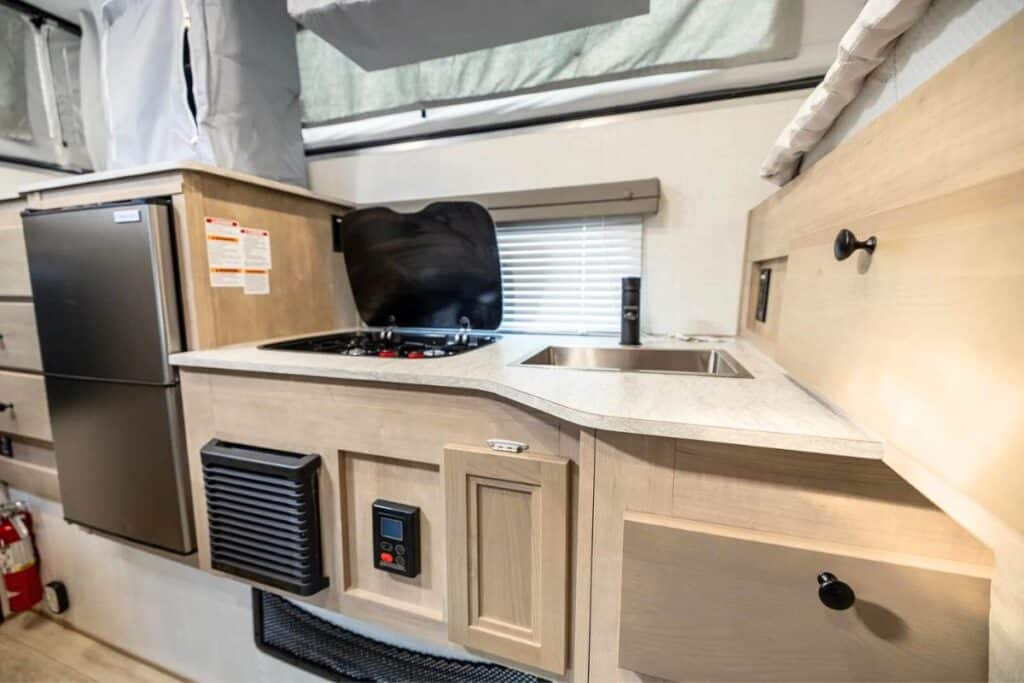Palomino Real-Lite Truck Campers SS-1608 Kitchen