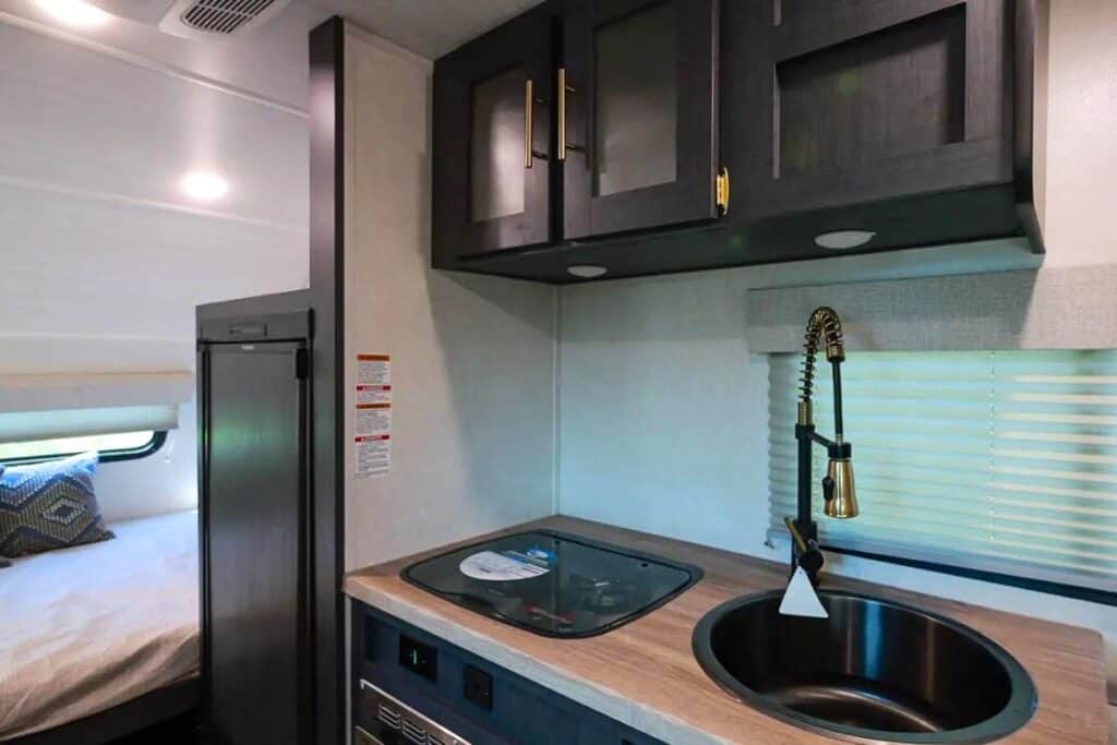 Forest River R-Pod RP-171 Interior