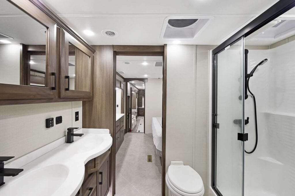 DRV Mobile Suites 41RKDB Bathroom - 5th Wheels with 2 Bathrooms