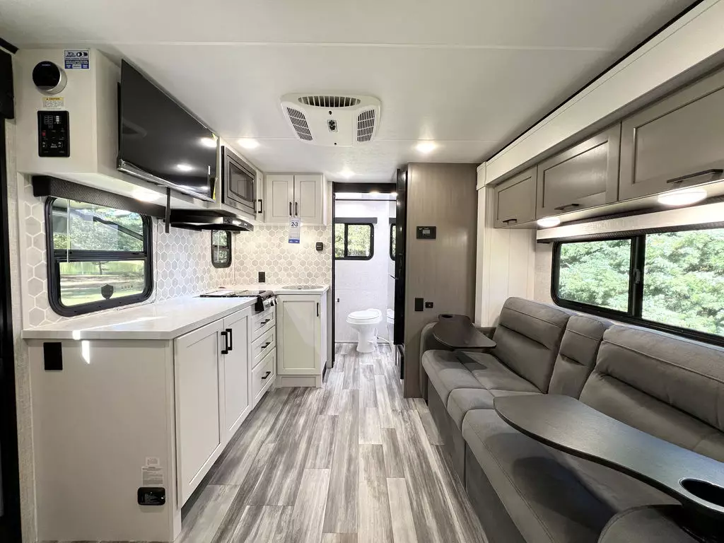 Jayco Jay Feather Air 16RB Interior