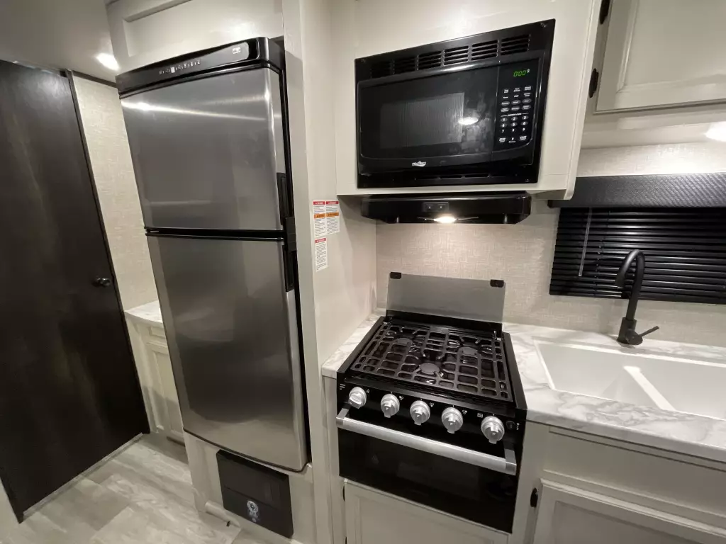 Jayco Jay Flight 264BH Kitchen Appliances