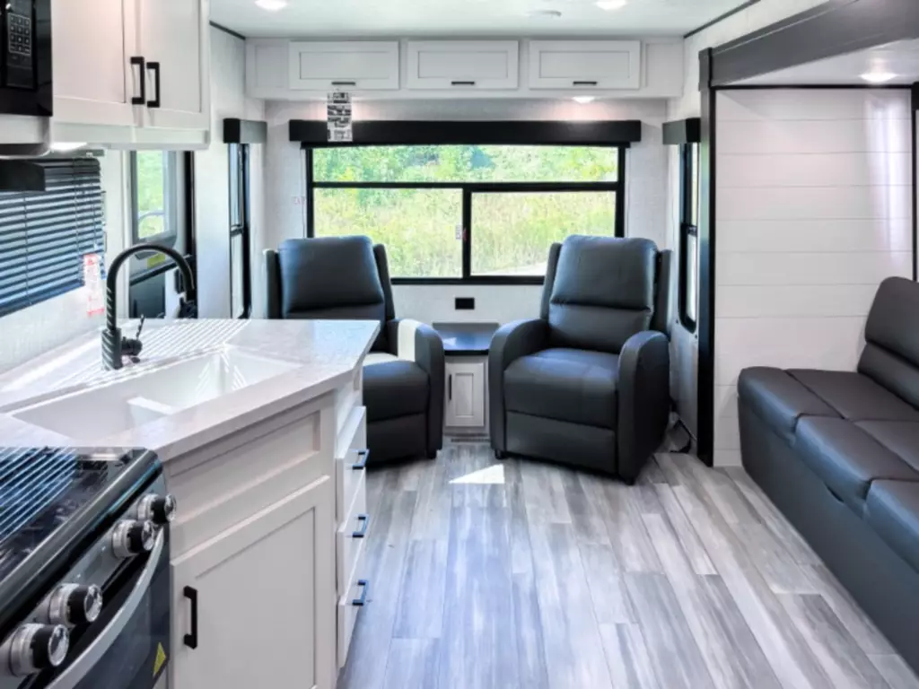 Jayco Jay Flight SLX 262RLS Interior